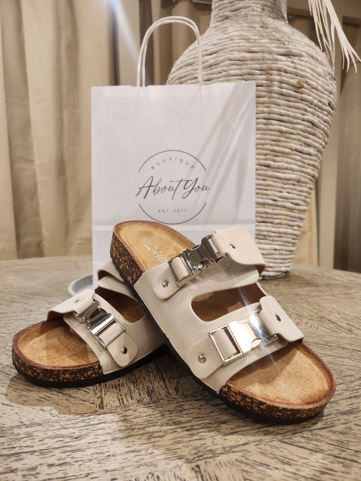 Gianna Sliders