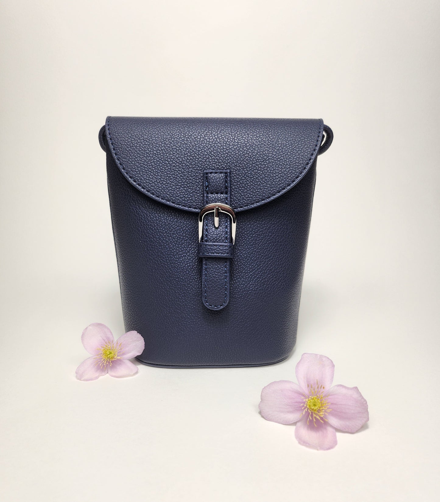 Dark Navy Eze Leather Crossbody Bag