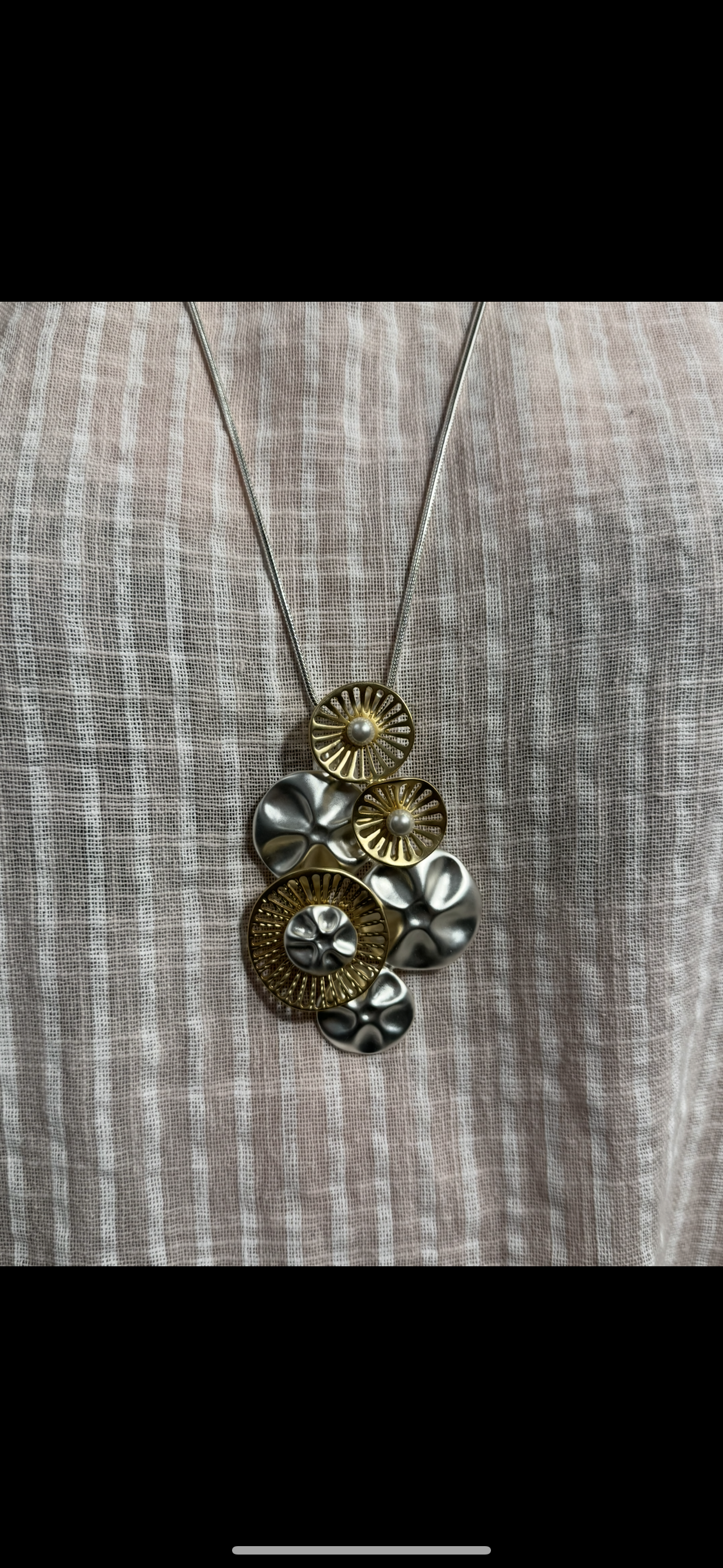Pearls & Petals Necklace