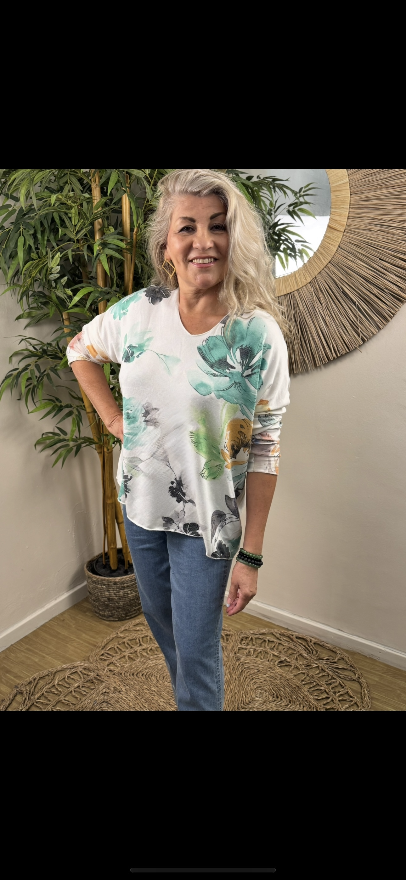 Rosa V Neck Jumper