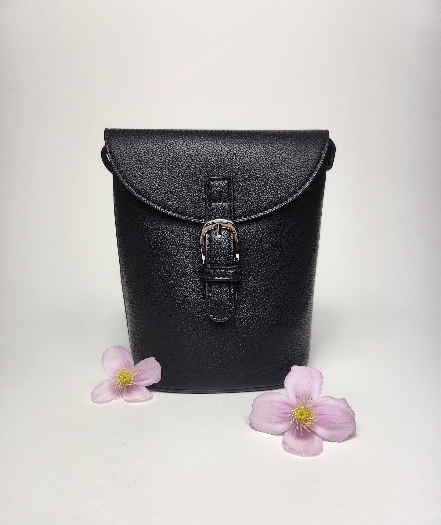 Jet Black Eze Leather Crossbody Bag
