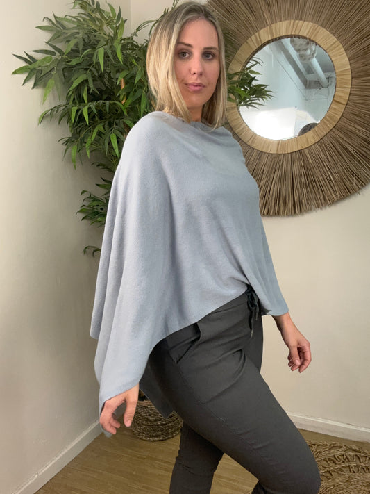 Savanna Poncho Grey