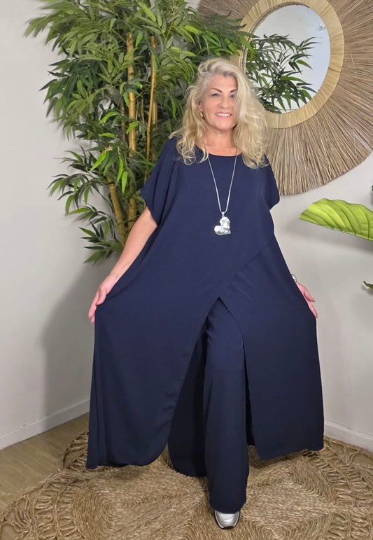 Isla Two Piece Set Navy