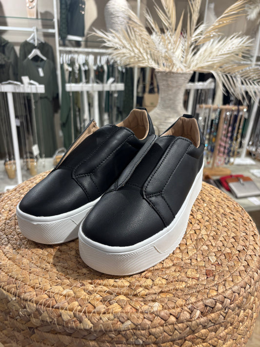 Riva Trainers Black