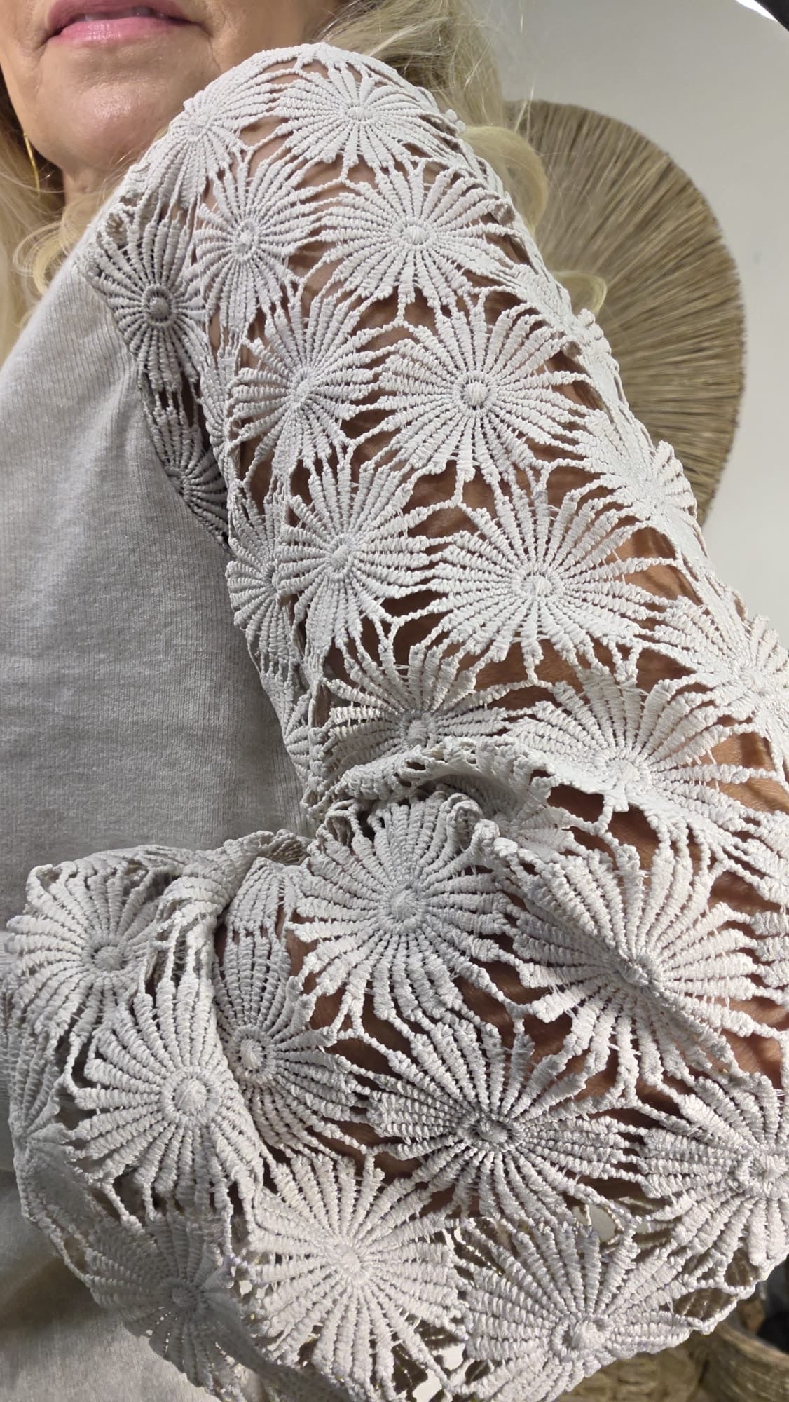 Flora knit free size cream